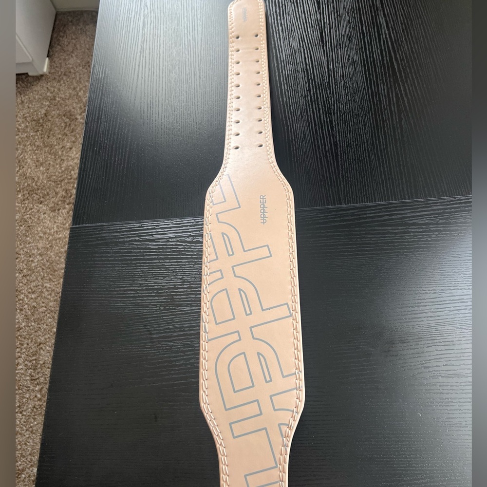 Upper Weightlifting Belt.